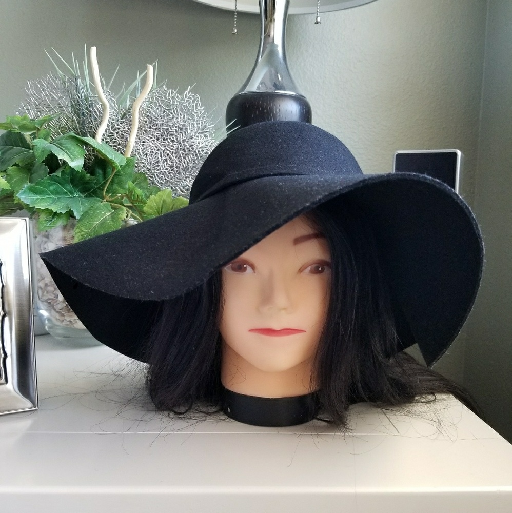 Wool black hat