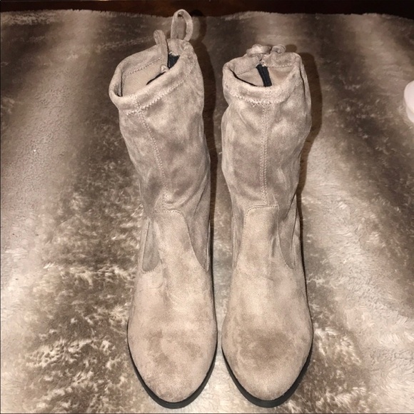 Suede Heels - Picture 3 of 3