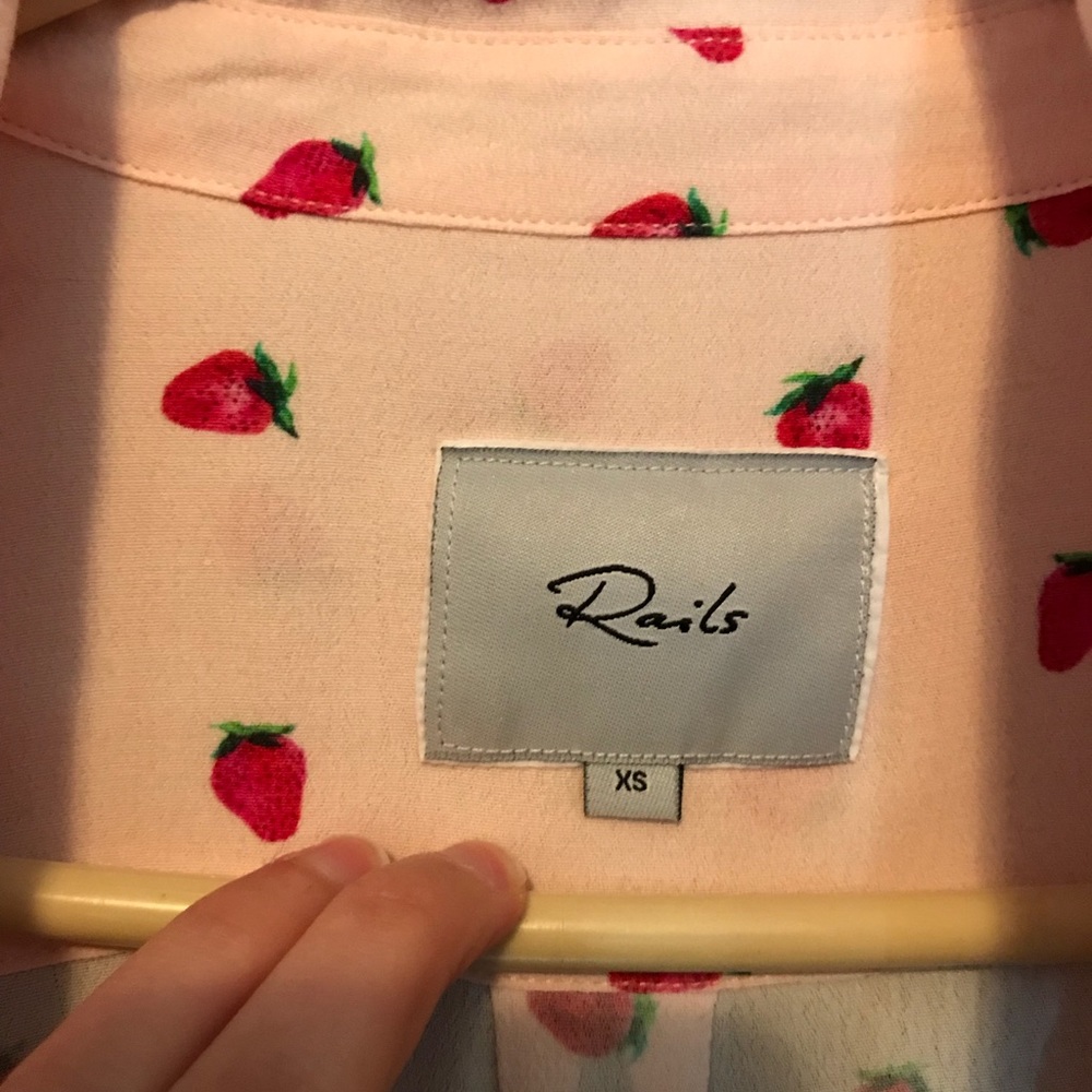 Rails Rocsi Strawberries