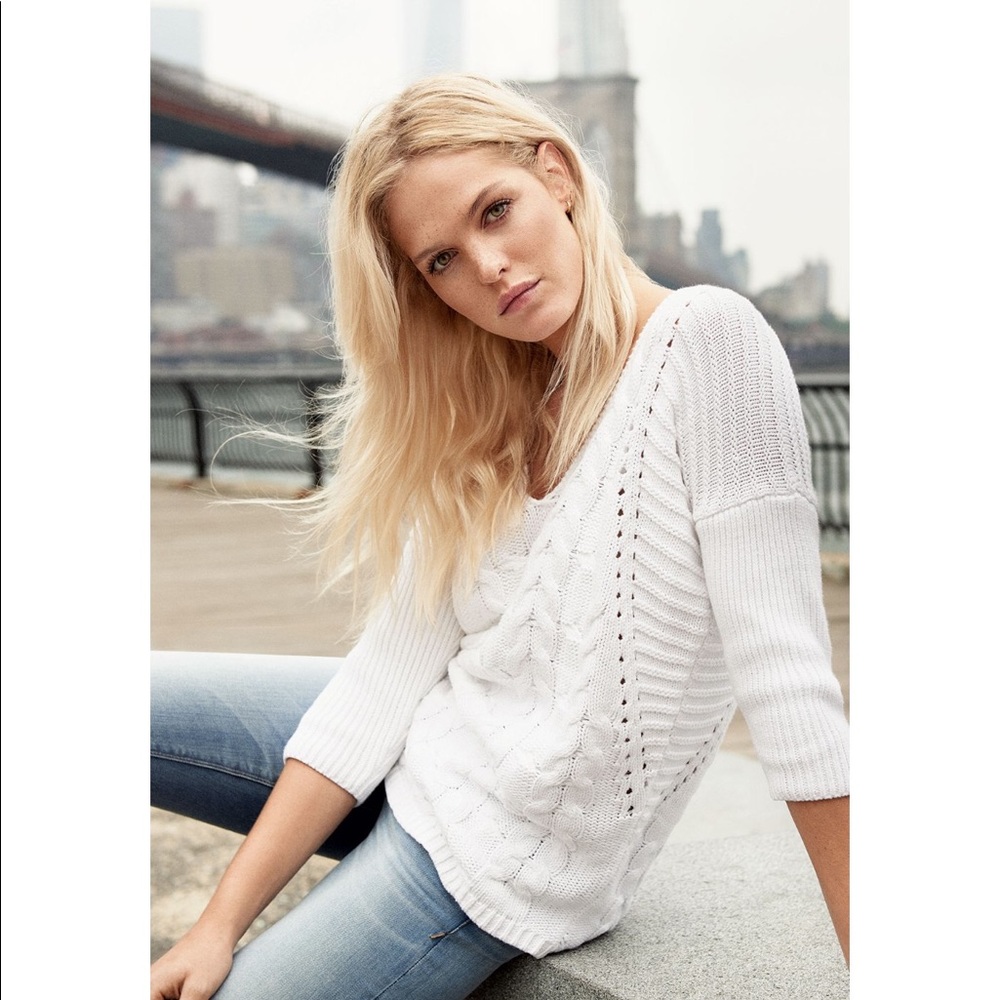 White cable knit tunic sweater by Express Clothing