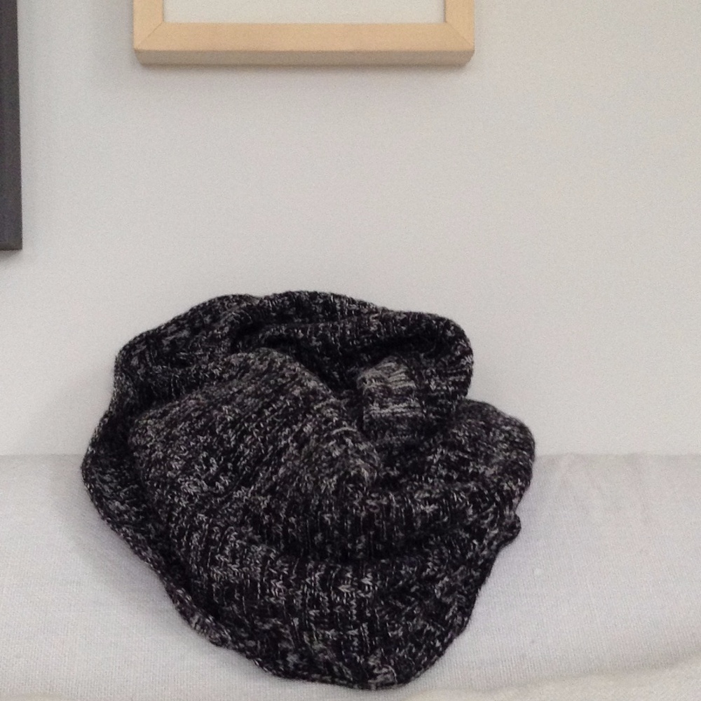 Black & White Knit Infinity Scarf
