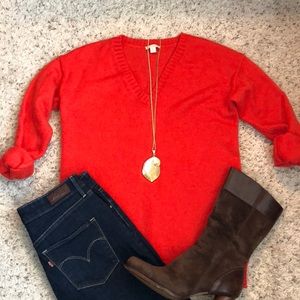 Beautiful reddish/orange colored Gap sweater