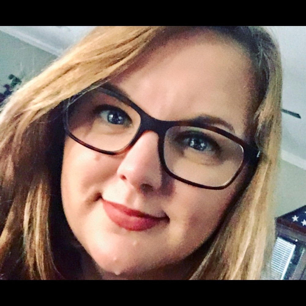 Meet your Posher, Dana