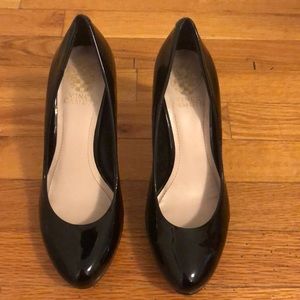 Vince Camuto Black Pumps