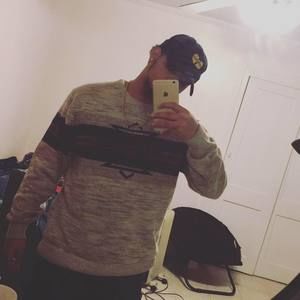 Meet your Posher, Aaron