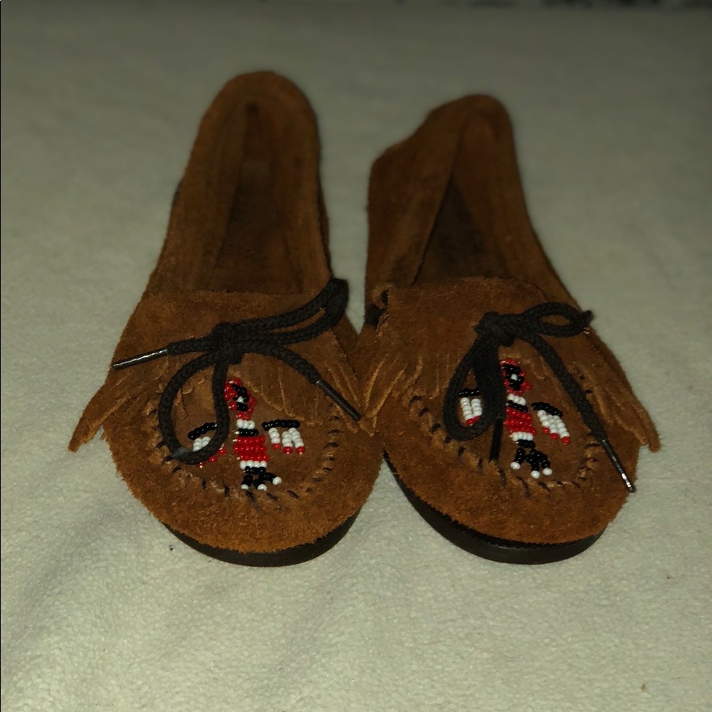 Minnetonka Thunderbird Softsole Moccasins