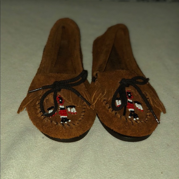 Minnetonka Thunderbird Softsole Moccasins - Picture 1 of 4