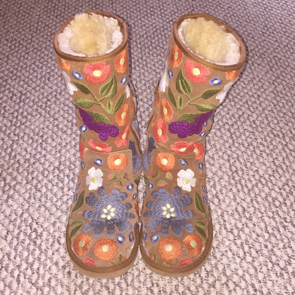 ugg wahine floral embroidered boots