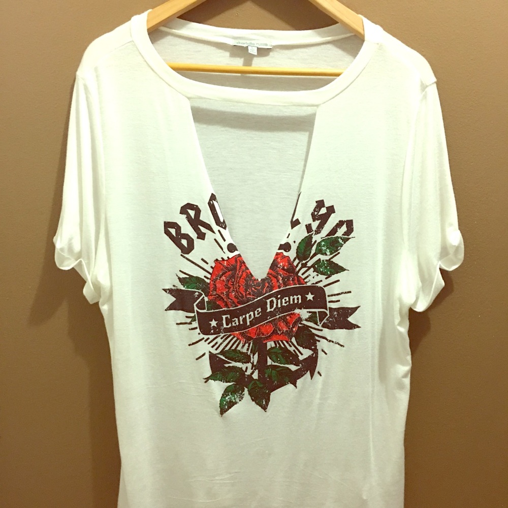 Graphic V cut design Charlotte Russe