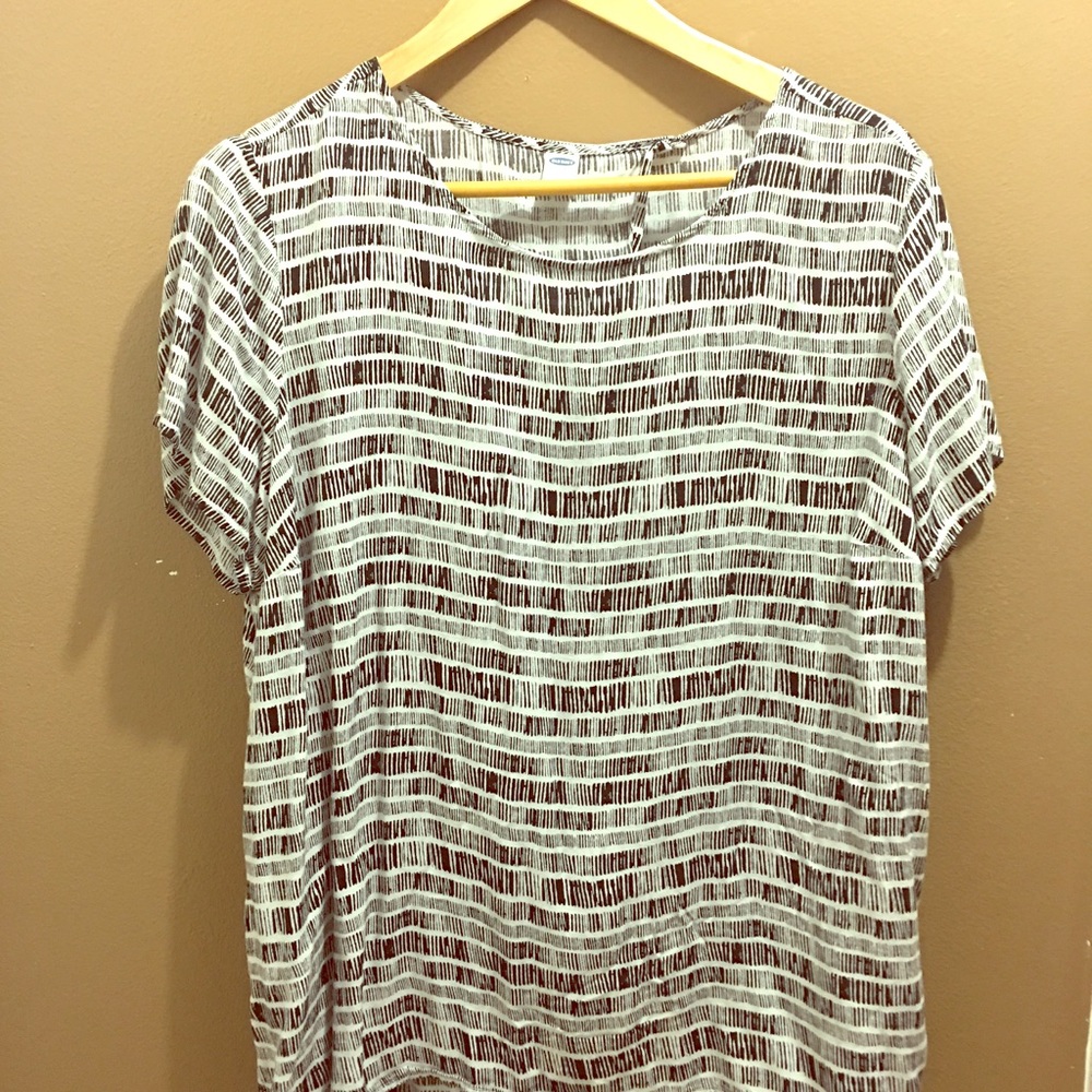 Old navy open back design