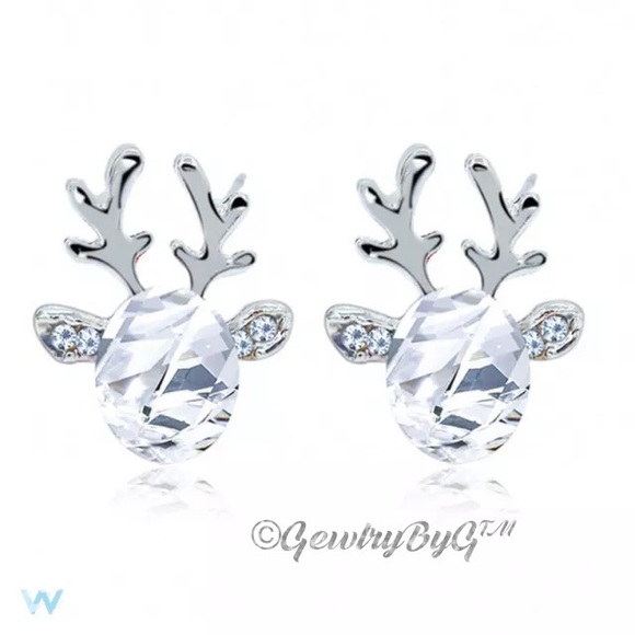 🐺Reindeer Holiday Stud Earrings! - Picture 2 of 3