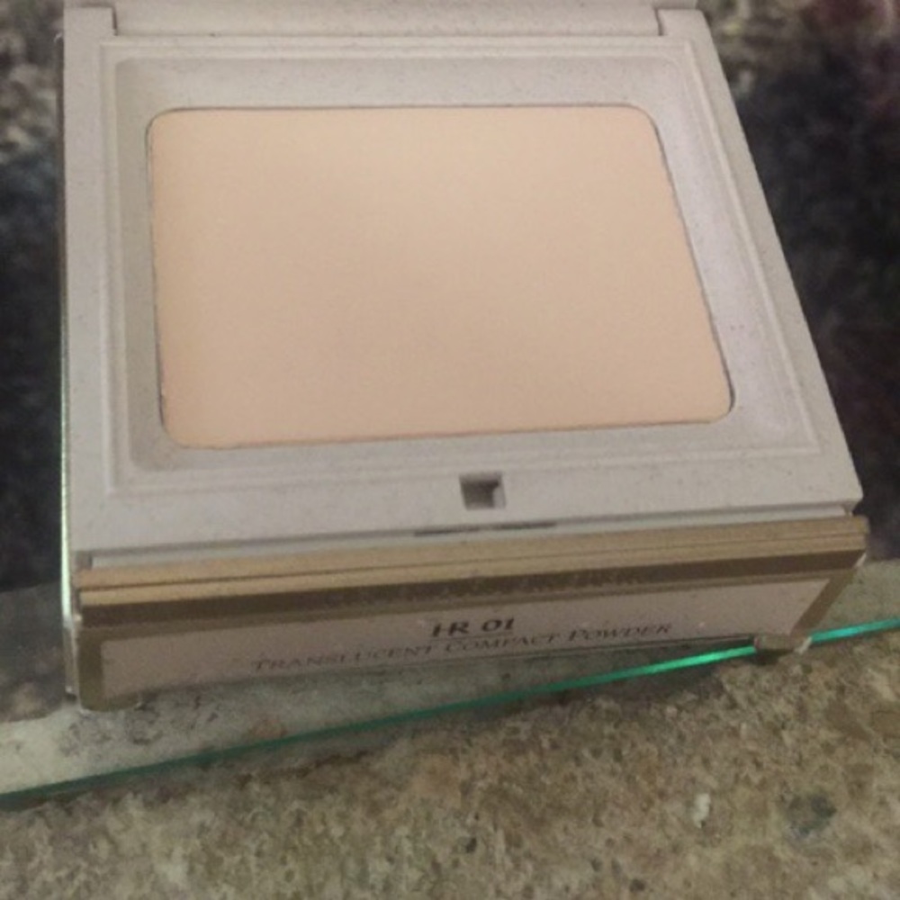 new authentic Helena Rubinstein Compact powder