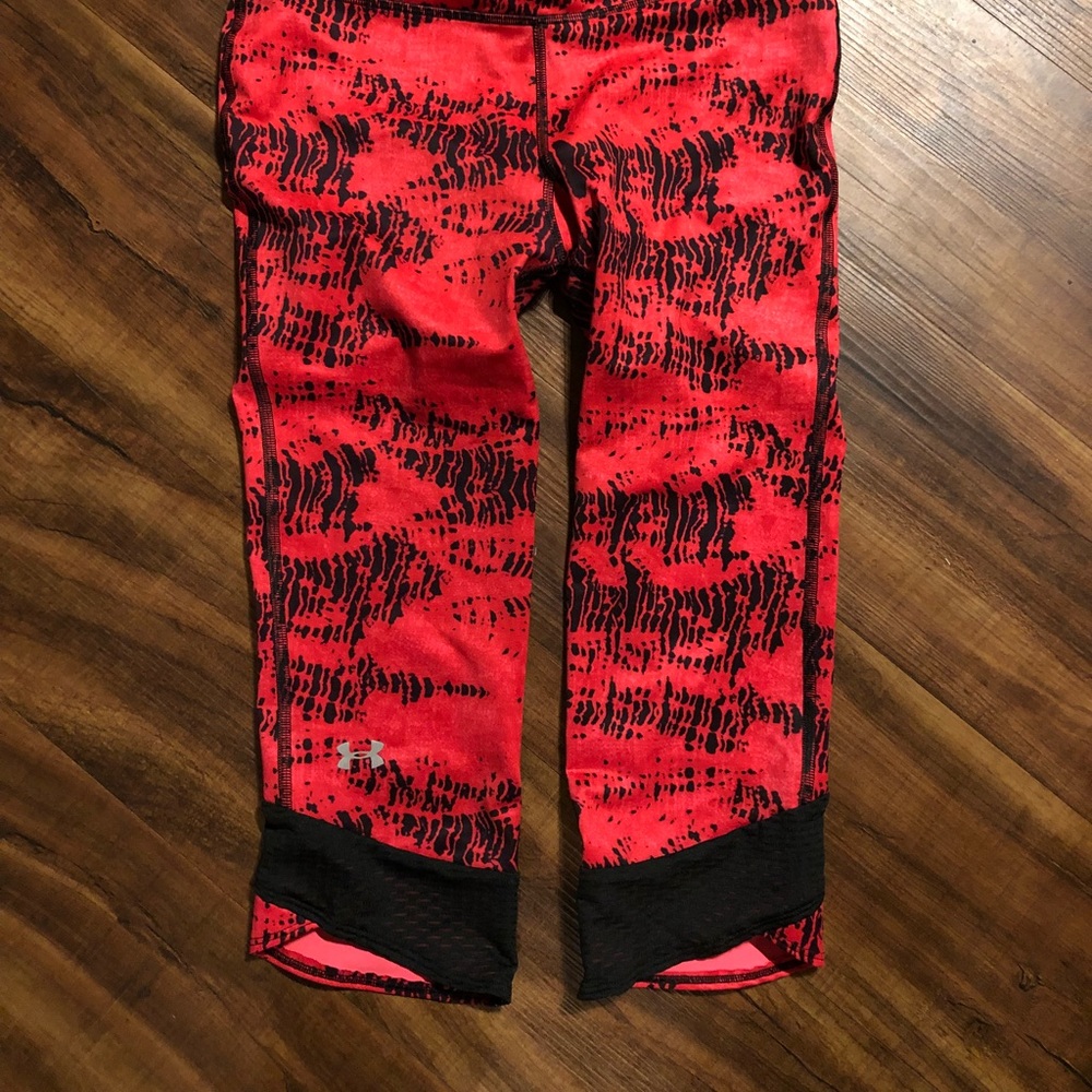 Under armour crop leggings