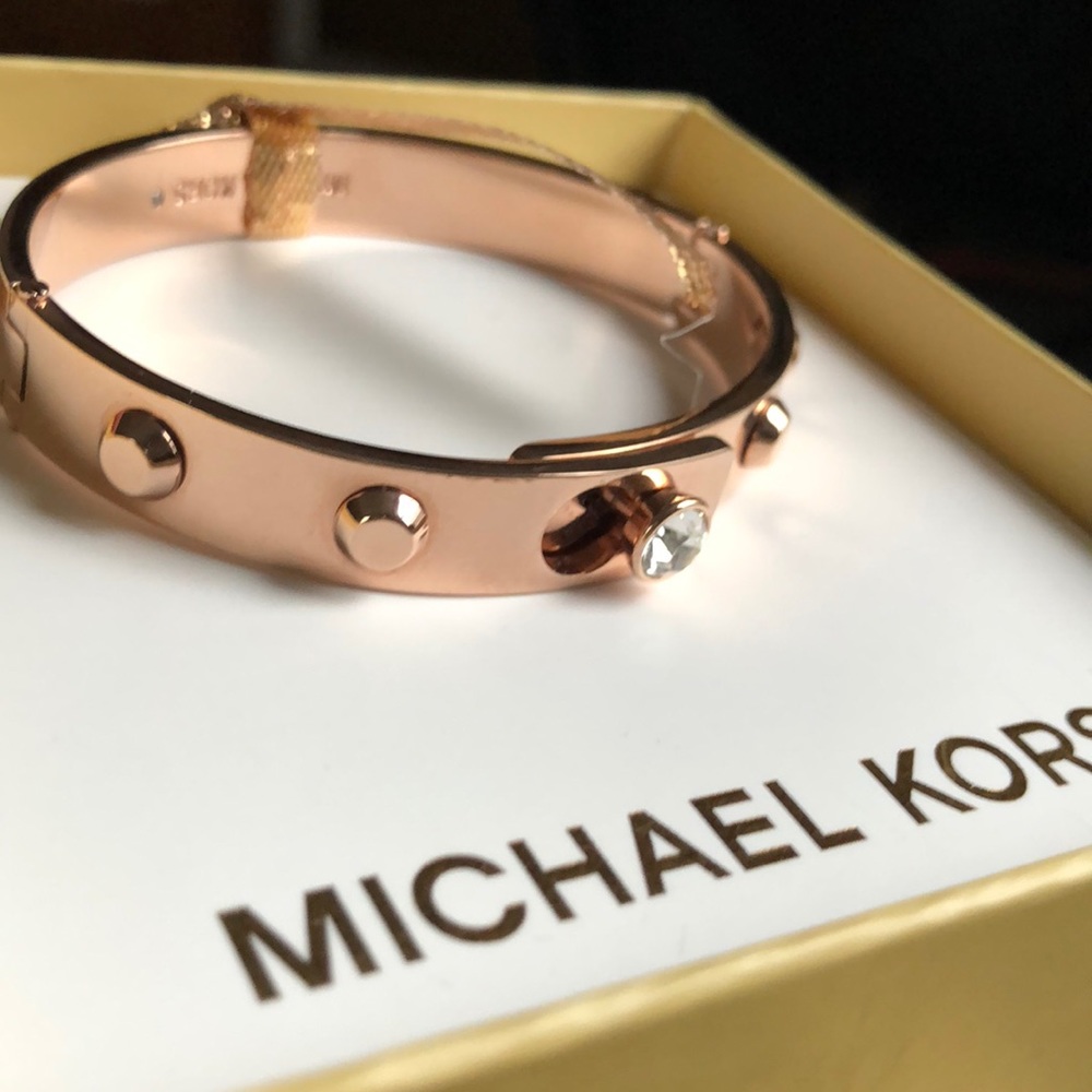 {Michael Kors} Rose Gold bracelet w crystal