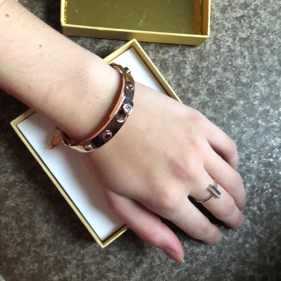{Michael Kors} Rose Gold bracelet w crystal - Picture 3 of 5
