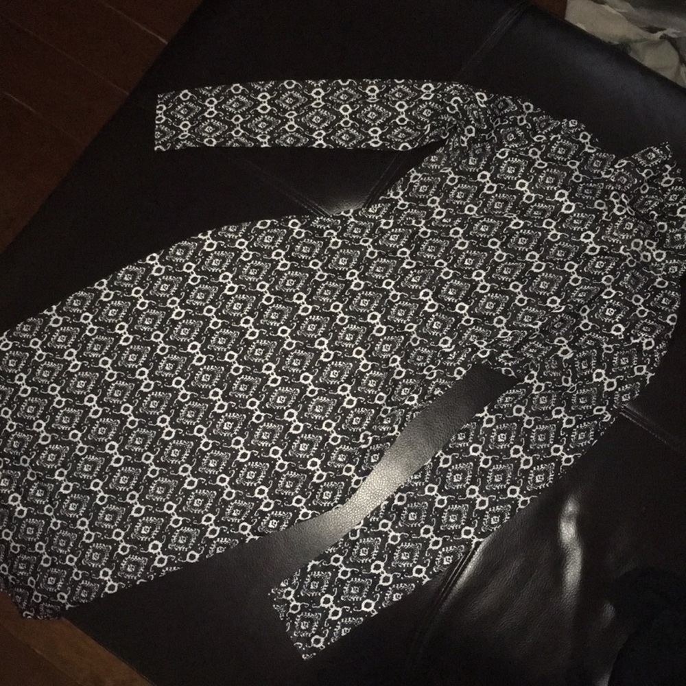 Blk & White Turtle neck Dress