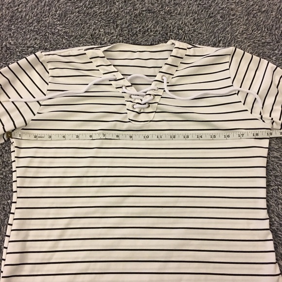 Boutique style, striped layering top - Picture 8 of 8