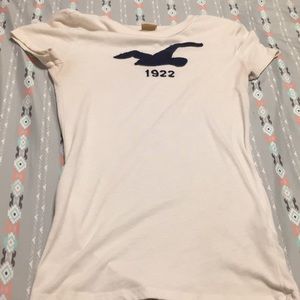 White hollister shirt bought and worn once.