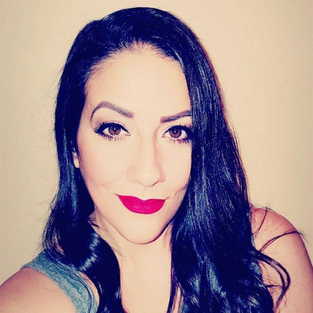 Meet your Posher, April