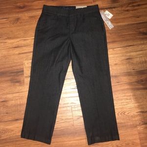 NWT JM Size 6 Capris