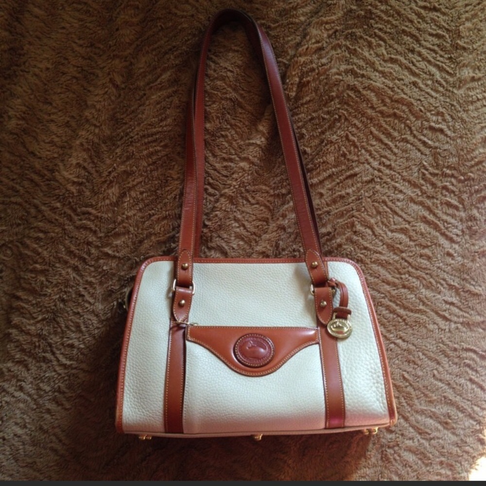 Authentic Vintage Dooney & Bourke Purse!