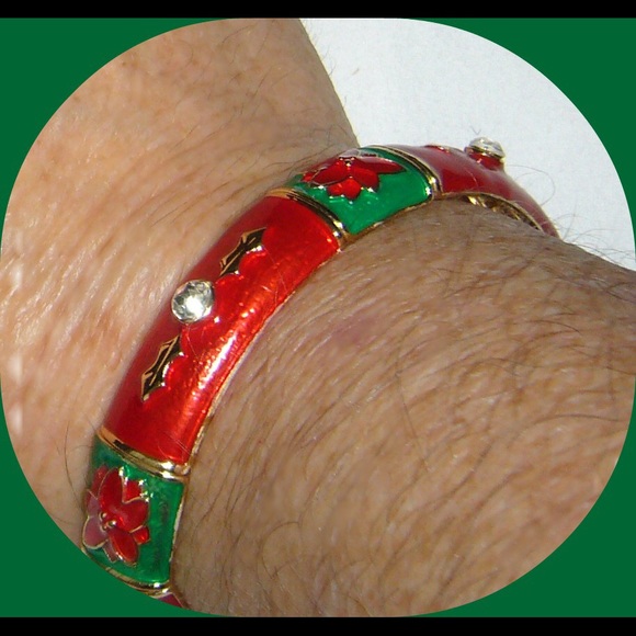 🎄Poinsettia Bracelet Stretch Bangle - Picture 3 of 3