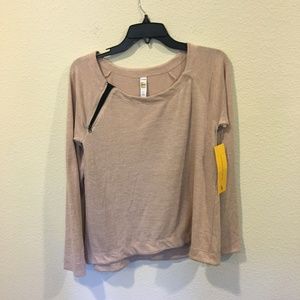 Lole Tops - NWT Lolё Metha pink sand heather long sleeve top Lole Tops - NWT Lolё Metha pink sand heather long sleeve top