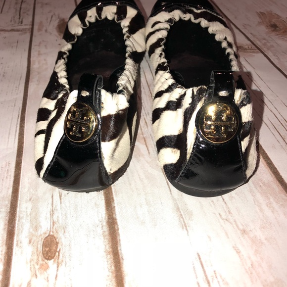 Tory Burch Brown and White Pony hair flats - Picture 3 of 5