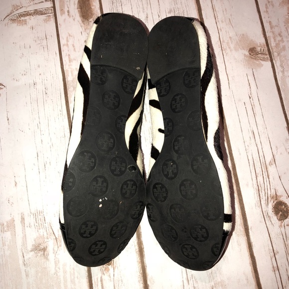 Tory Burch Brown and White Pony hair flats - Picture 4 of 5