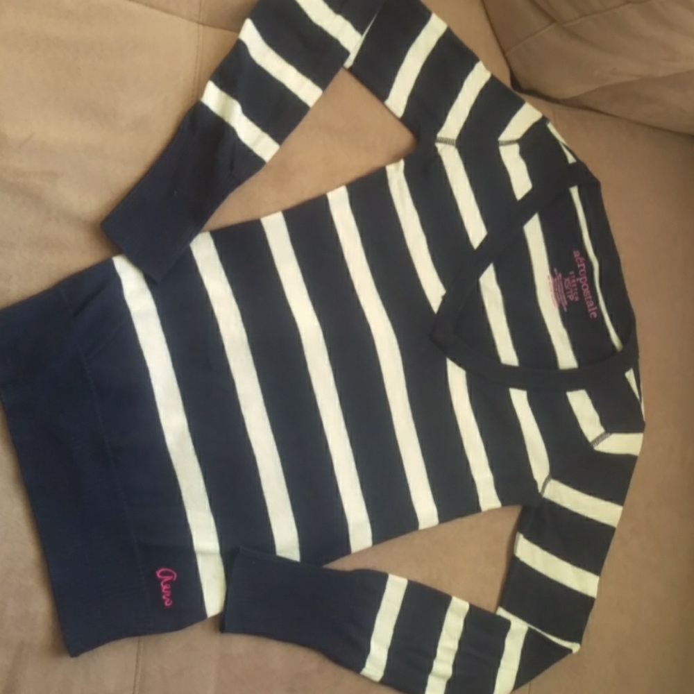 Aero Striped Stretch V-Neck
