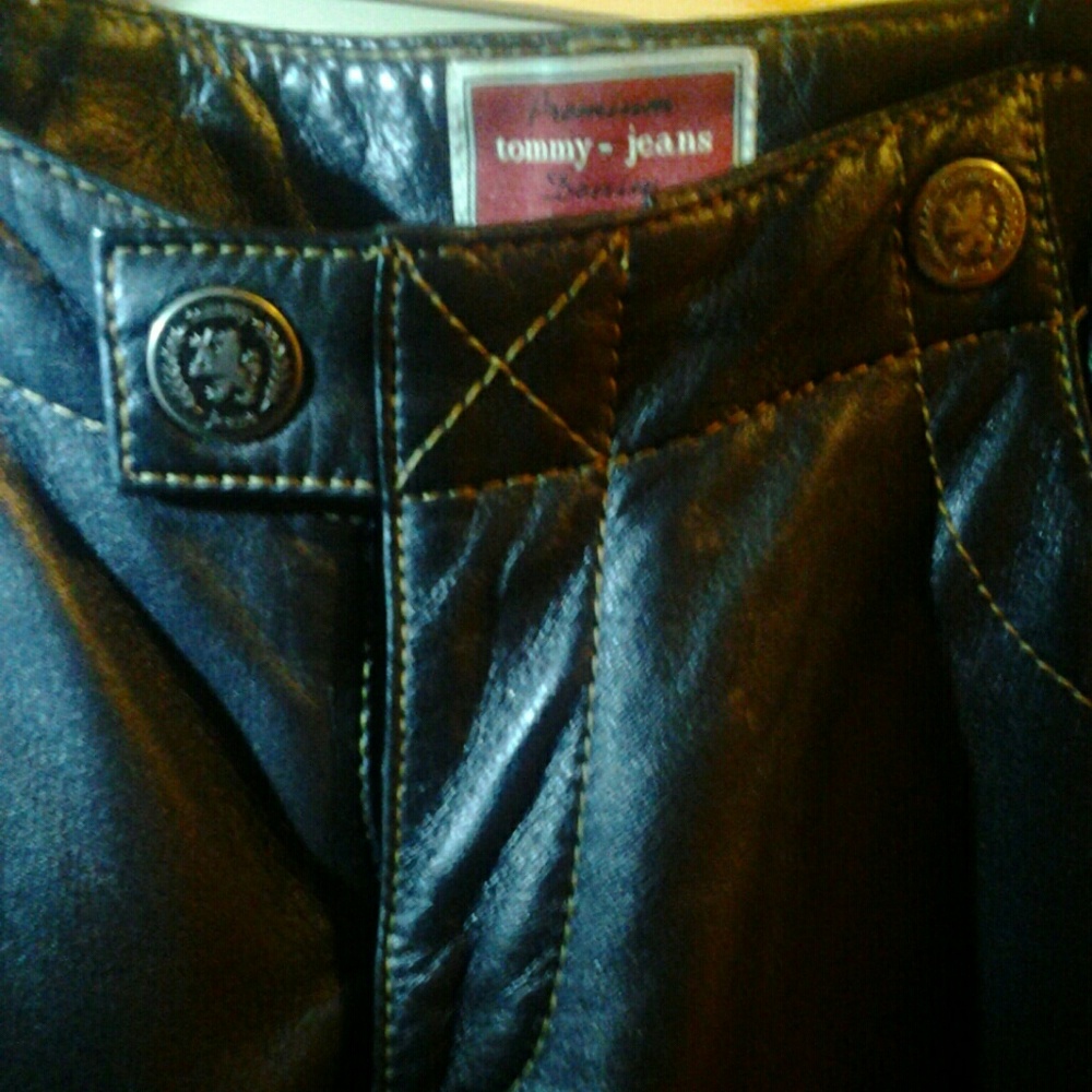 Rare Tommy Jeans Leather-Red Label