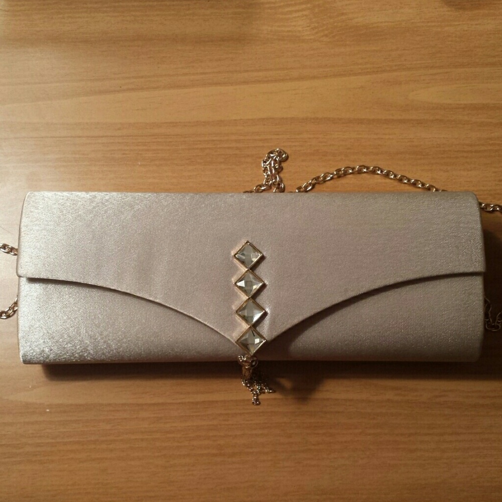 Crossbody purse
