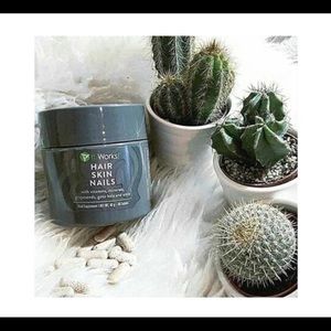 WHO WANTS LONGER HAIR?!?!