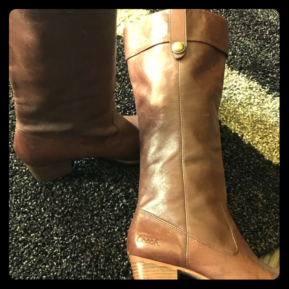 Coach boots 80.00