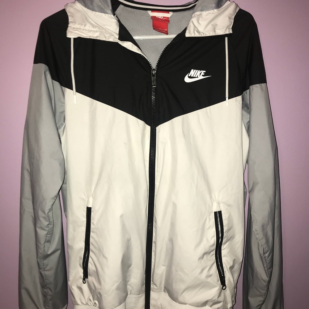 Nike windbreaker jacket