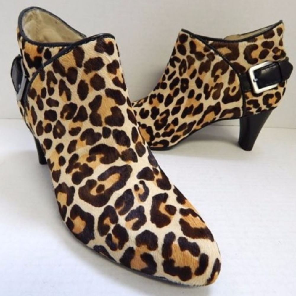 Cole Haan 5.5 B leopard calf hair boots booties