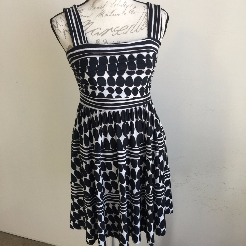 Nine West Dress Black White Circles Retro Size 6
