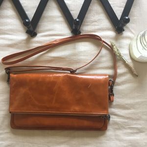 NWOT Brown pursue or clutch