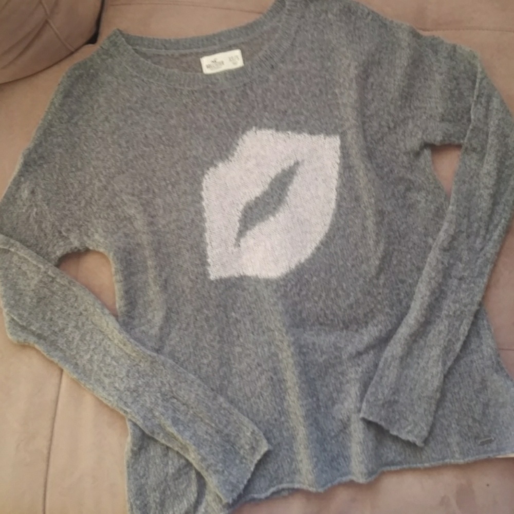 Sheer Overlay Lips Sweater