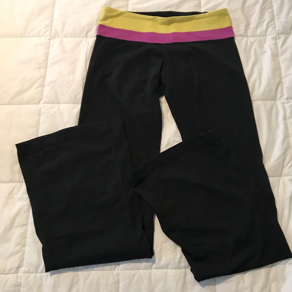 Lululemon Yellow/Pink Grove Pants. Size 8