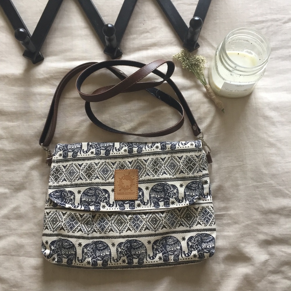 NWOT Cute Elephant Purse