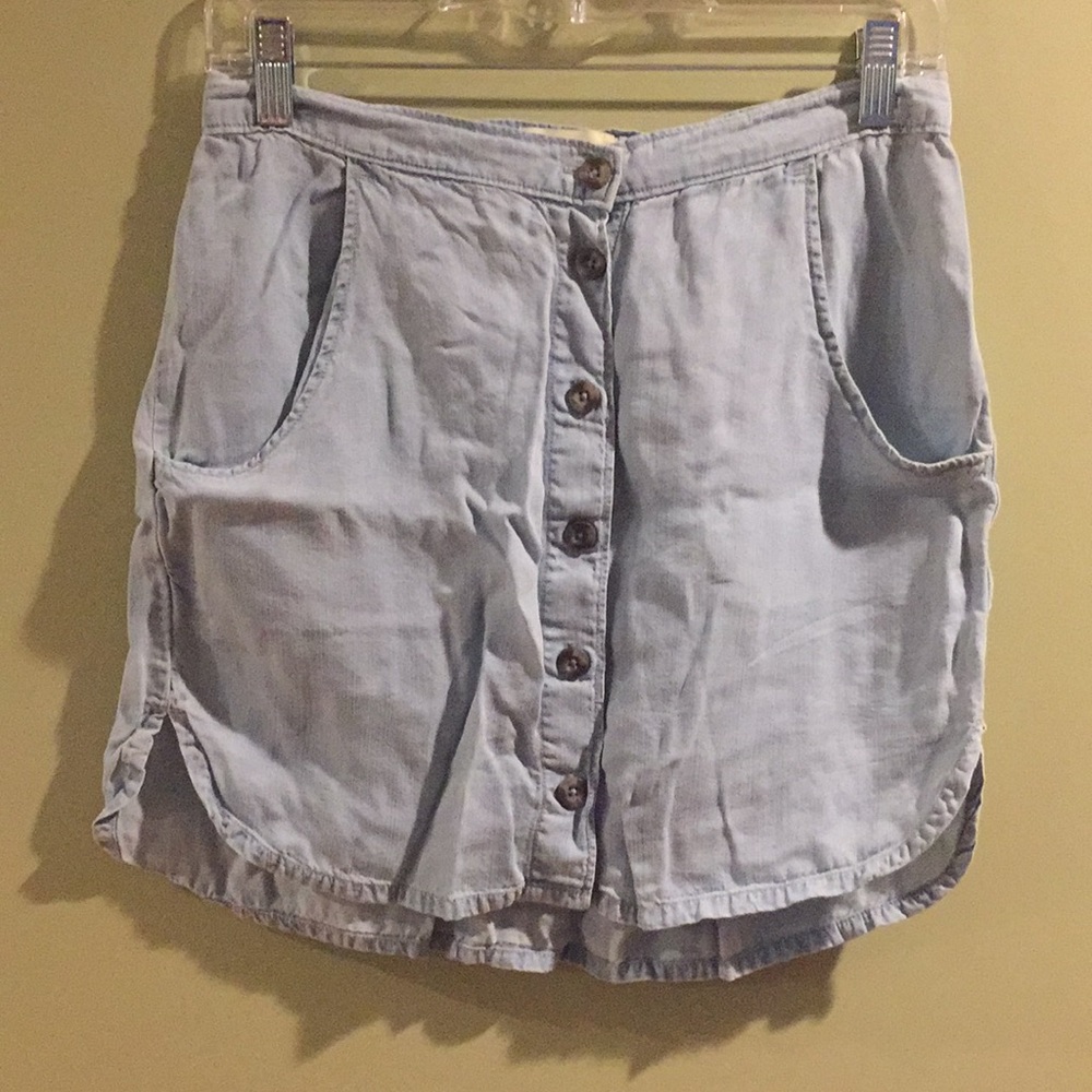 Cloth & Stone chambray skirt with buttons