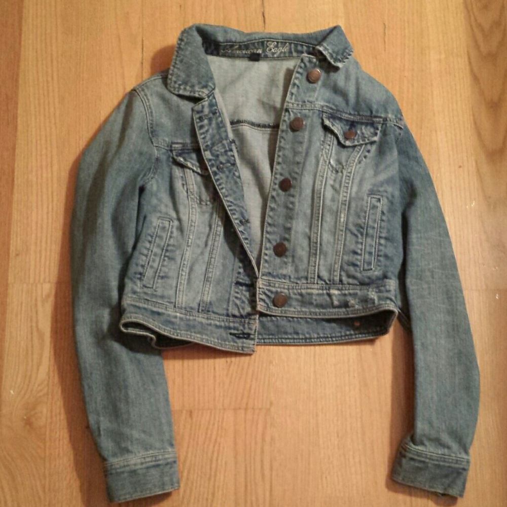 Cropped American Eagle demi jacket