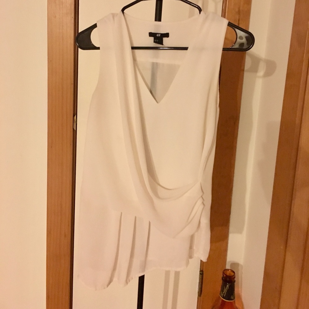 H&M dress tank top. Layered Size S. Lightly worn