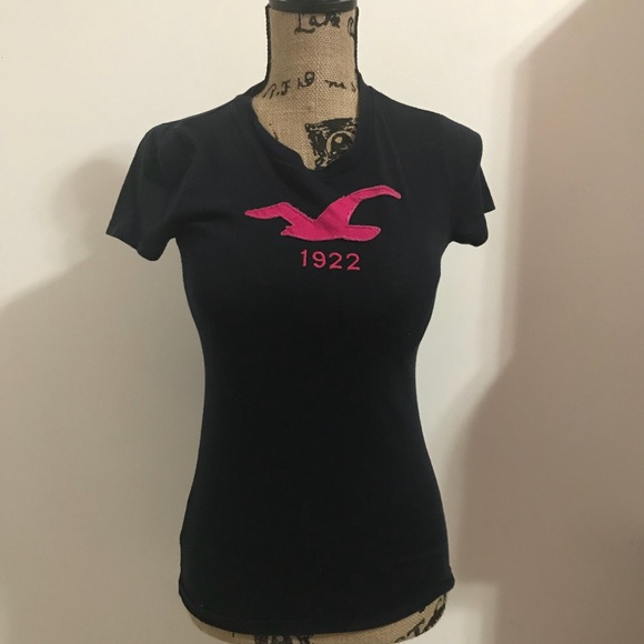 Dark blue and pink Hollister top - Picture 1 of 2