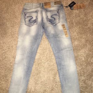 NWT Silver Suki skinny 30-31 jeans