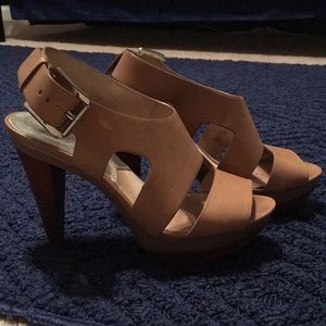 Michael Kors nude "Karla" size 9
