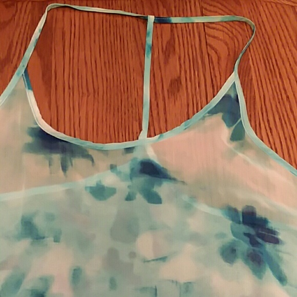 🐝SheerTank  top🐝 - Picture 2 of 4