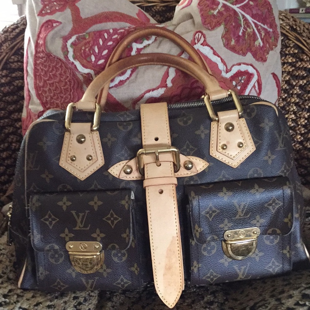Authentic Louis Vitton Manhattan GM Handbag