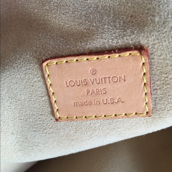 Authentic Louis Vitton Manhattan GM Handbag - Picture 3 of 8